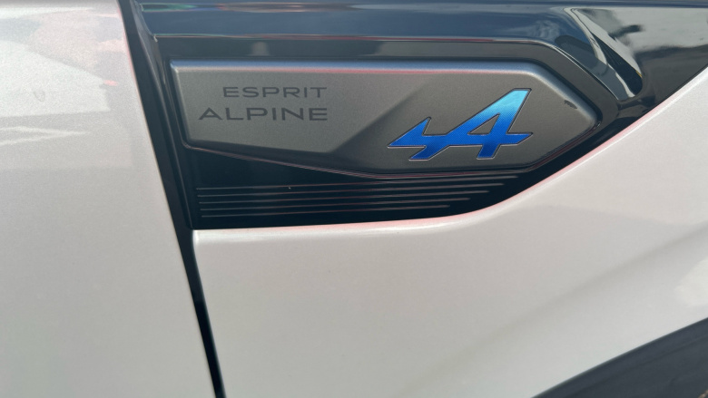 Renault Arkana 1.6 E-Tech FHEV 145 Esprit Alpine 5dr Auto Hybrid Estate
